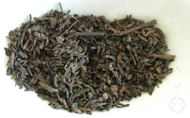 Malawi 2018 Leafy Ripe Dark Tea - dry leaves