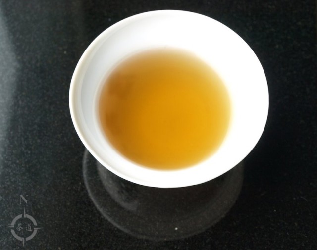 Yunnan Pure Bud Golden Snail - a small cup of